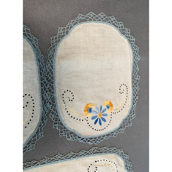 Vintage Embroidered Linen Doilies Set of 3 Blue & Yellow Floral Light Blue Croch - Picture 4 of 11